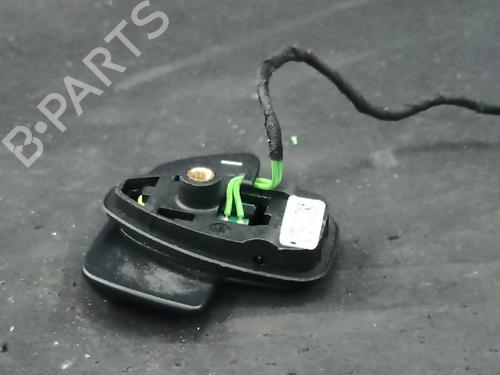 Used Steering wheel controls Steering wheel controls MERCEDES-BENZ C-CLASS (W205) C 220 BlueTEC / d (205.002, 205.004) (170 hp) 38887122 38887122