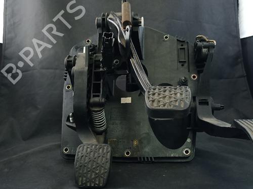 Used Pedal Pedal MERCEDES-BENZ A-CLASS (W168) A 140 (168.031, 168.131) (82 hp) 38887147 38887147