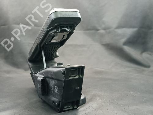 pedal-mercedes-benz-e-class-w213-2016-38887346 main image