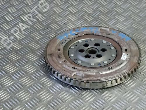 Used Flywheel Flywheel MERCEDES-BENZ A-CLASS (W177) A 250 e (177.086) (218 hp) 38887615 38887615