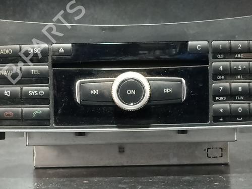 radio-mercedes-benz-e-class-convertible-a207-2010-2011-2012-2013-2014-2015-2016-38887657 main image