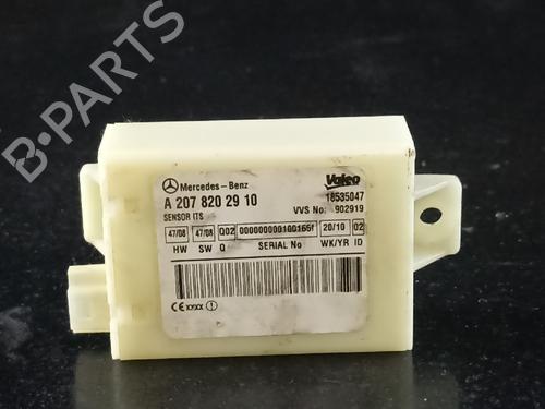 other-mercedes-benz-e-class-convertible-a207-2010-2011-2012-2013-2014-2015-2016-38887672 main image