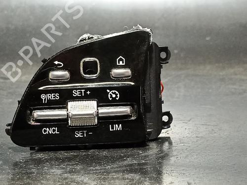 Used Steering wheel controls Steering wheel controls 38888015 38888015
