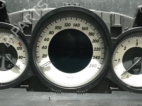 instrument-cluster-mercedes-benz-e-class-w212-2009-2010-2011-2012-2013-2014-2015-2016-38888172 main image