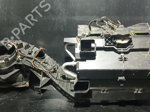 Used Heater matrix box Heater matrix box MERCEDES-BENZ SPRINTER 3,5-t Van (B906) 318 CDI (906.631, 906.633, 906.635, 906.637) (184 hp) 38888347 38888347