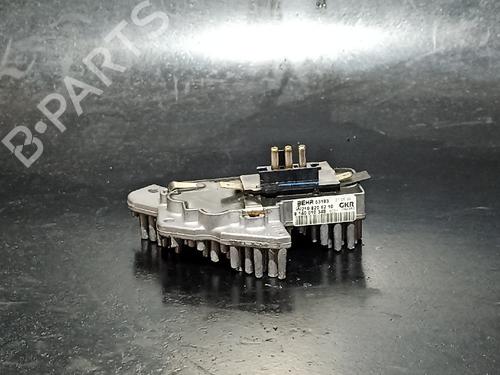 Used Heater resistor Heater resistor MERCEDES-BENZ E-CLASS (W210) E 220 CDI (210.006) (125 hp) 38888353 38888353
