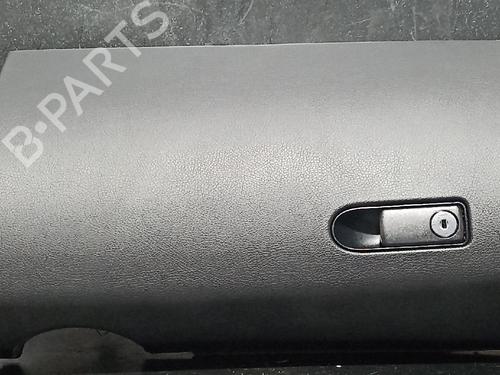 Used Glove box Glove box MERCEDES-BENZ C-CLASS T-Model (S205) C 180 BlueTEC / d (205.236) (116 hp) 38888355 38888355