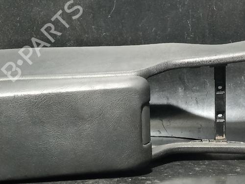 Used Armrest / Center console Armrest / Center console 38888360 38888360