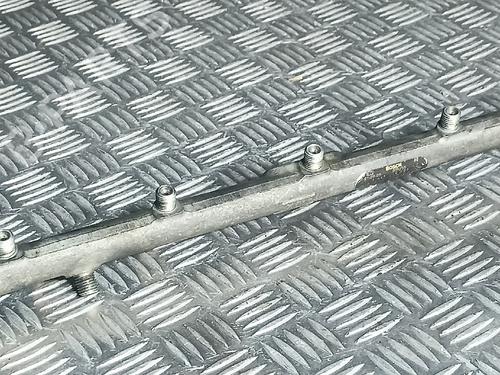 injection-rail-mercedes-benz-c-class-w203-2000-2001-2002-2003-2004-2005-2006-2007-38888444 main image
