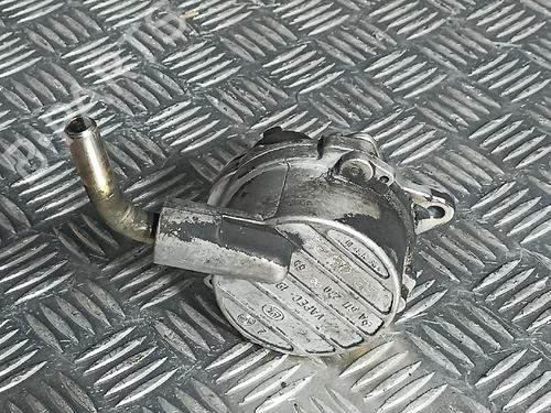 vacuum-pump-mercedes-benz-c-class-w203-2000-2001-2002-2003-2004-2005-2006-2007-38888448 main image