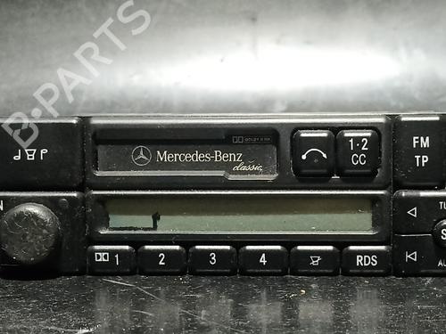 radio-mercedes-benz-e-class-w124-1993-1994-1995-1996-38888635 main image