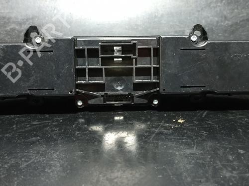 Warning switch MERCEDES-BENZ VIANO (W639) CDI 2.2 (639.811, 639.813, 639.815, 639.711, 639.713) | BP38888986I22 - Image 2