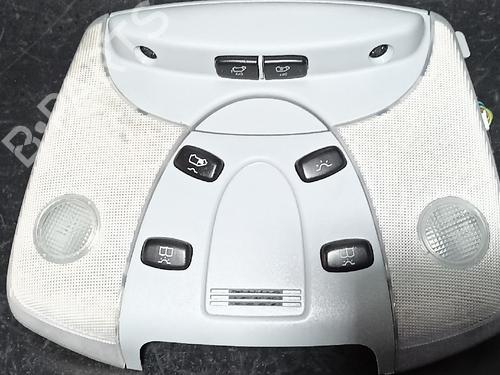 interior-roof-light-mercedes-benz-viano-w639-2003-38888988 main image