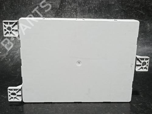 Used Fuse box Fuse box 38889069 38889069