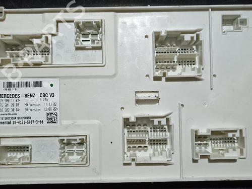 Used Fuse box Fuse box 38889149 38889149