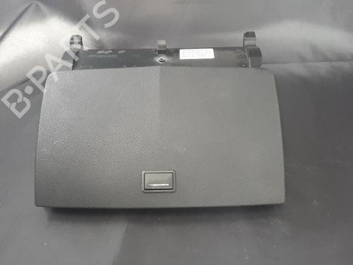display-monitor-mercedes-benz-c-class-w204-2007-2008-2009-2010-2011-2012-2013-2014-2015-38897445 main image