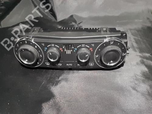 Used Climate control Climate control MERCEDES-BENZ C-CLASS (W203) C 220 CDI (203.008) (150 hp) 38897447 38897447