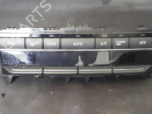 Used Climate control Climate control 38897608 38897608