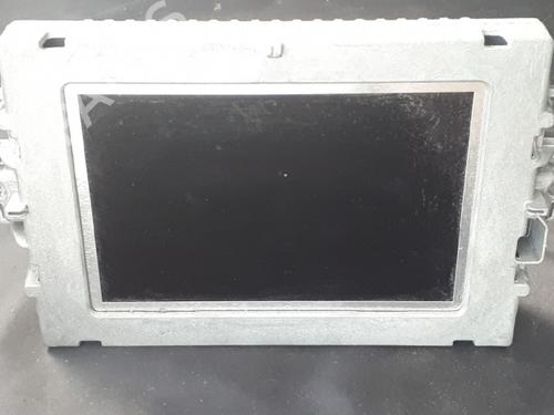 display-monitor-mercedes-benz-c-class-w204-2007-2008-2009-2010-2011-2012-2013-2014-2015-38897617 main image