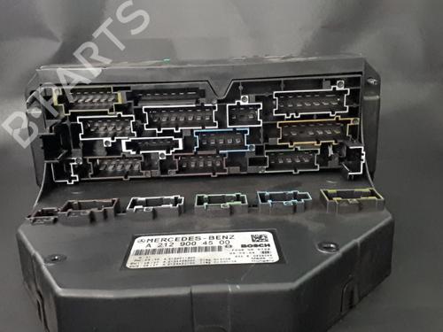 Used Fuse box Fuse box 38889311 38889311