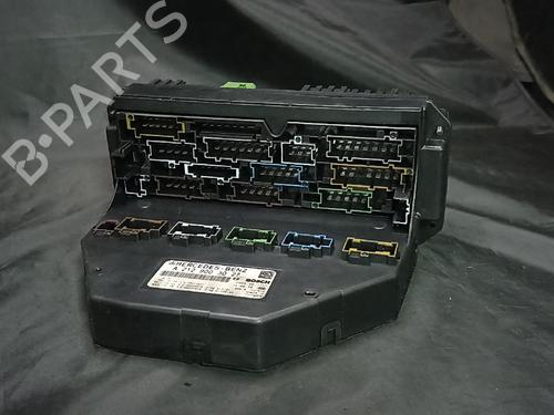 Used Fuse box Fuse box 38889326 38889326
