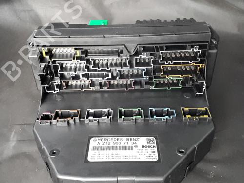 Used Fuse box Fuse box 38889353 38889353
