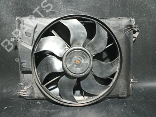 radiator-fan-mercedes-benz-c-class-w204-2007-2008-2009-2010-2011-2012-2013-2014-2015-38889404 main image