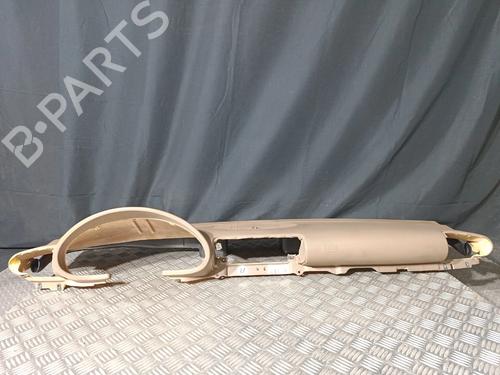 dashboard-mercedes-benz-c-class-w203-2000-2001-2002-2003-2004-2005-2006-2007-38889422 main image