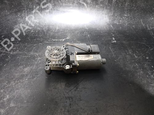 Used Left rear window motor Left rear window motor MERCEDES-BENZ E-CLASS (W210) E 220 CDI (210.006) (125 hp) 38889525 38889525