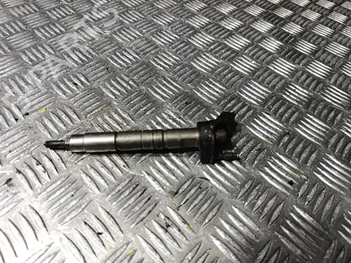 injector-mercedes-benz-e-class-t-model-s212-2009-2010-2011-2012-2013-2014-2015-2016-38889934 main image