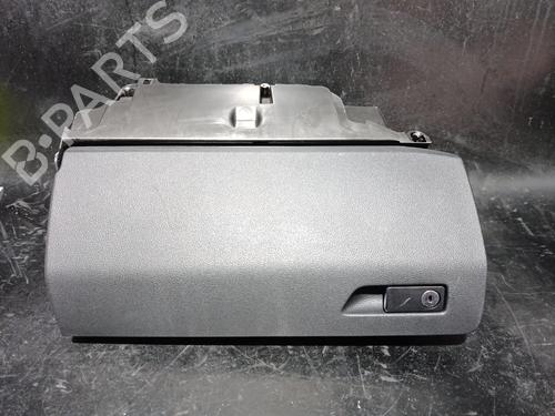 Used Glove box Glove box 38890091 38890091