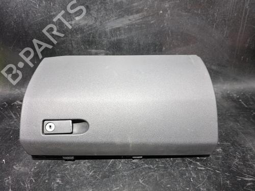 Used Glove box Glove box 38890089 38890089