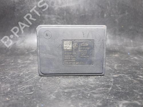 Used ABS pump ABS pump MERCEDES-BENZ C-CLASS T-Model (S205) C 200 BlueTEC / d (205.237) (136 hp) 38890141 38890141