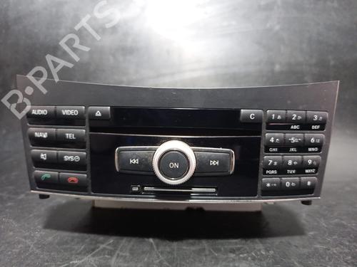 radio-mercedes-benz-e-class-coupe-c207-2009-2010-2011-2012-2013-2014-2015-2016-38890275 main image