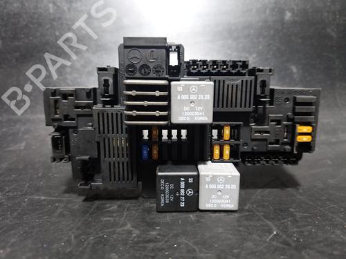 Used Fuse box Fuse box 38890281 38890281