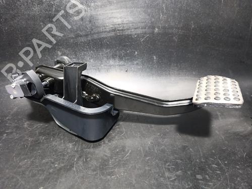 Used Break pedal Break pedal 38890285 38890285