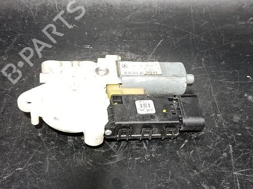 Used Right rear window motor Right rear window motor 38890713 38890713