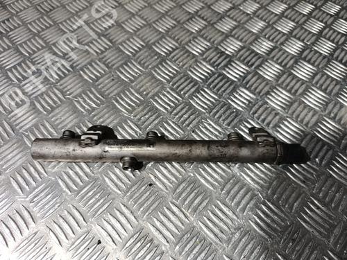Used Injection rail Injection rail 38890870 38890870