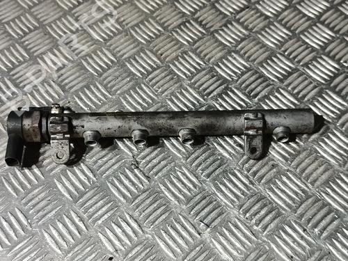 Used Injection rail Injection rail 38890872 38890872