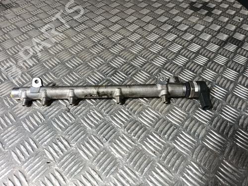 Used Injection rail Injection rail 38890874 38890874