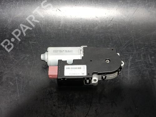 sunroof-engine-mercedes-benz-e-class-w212-2009-2010-2011-2012-2013-2014-2015-2016-38890927 main image