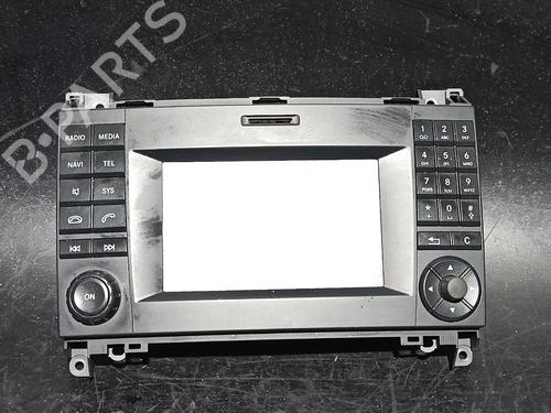 radio-mercedes-benz-vito-van-w447-2014-38890940 main image