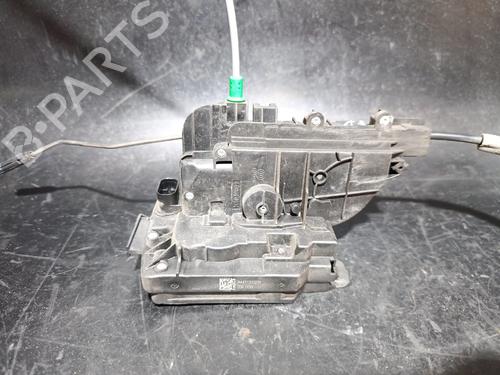 front-right-lock-mercedes-benz-vito-van-w447-2014-38891417 main image