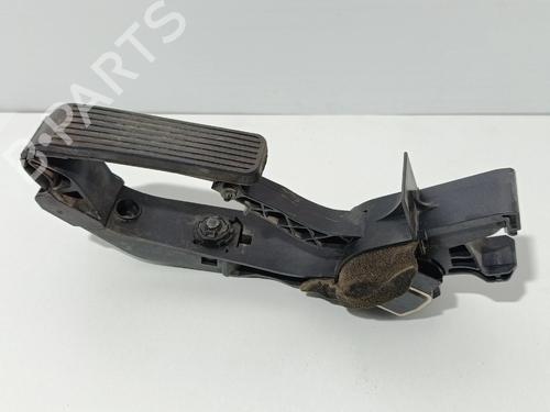 pedal-mercedes-benz-e-class-w211-2002-2003-2004-2005-2006-2007-2008-2009-38891475 main image