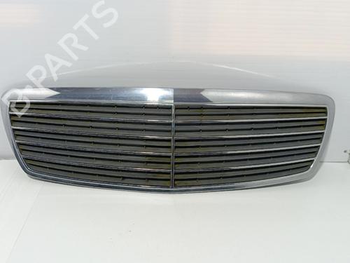 grille-mercedes-benz-e-class-w211-2002-2003-2004-2005-2006-2007-2008-2009-38891544 main image