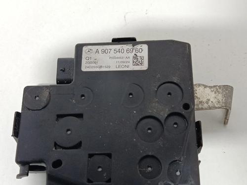 Fuse box MERCEDES-BENZ SPRINTER 3,5-t Van (B907, B910) 317 CDI (910.633) | BP38891618E1 - Image 2