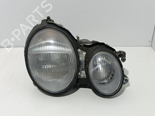 Używane Lampa przednia prawa Lampa przednia prawa 38891640 38891640