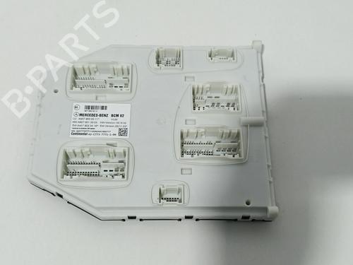 Used Fuse box Fuse box 38891701 38891701
