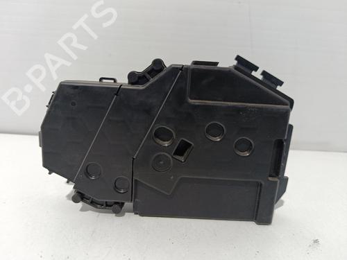 Used Fuse box Fuse box 38892503 38892503