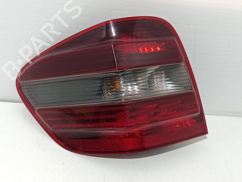 Used Left taillight Left taillight 38892590 38892590